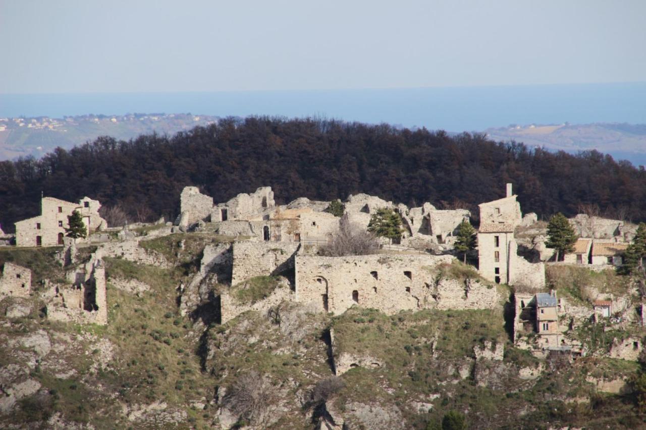 Prati Di Maja B&B Miglianico 外观 照片